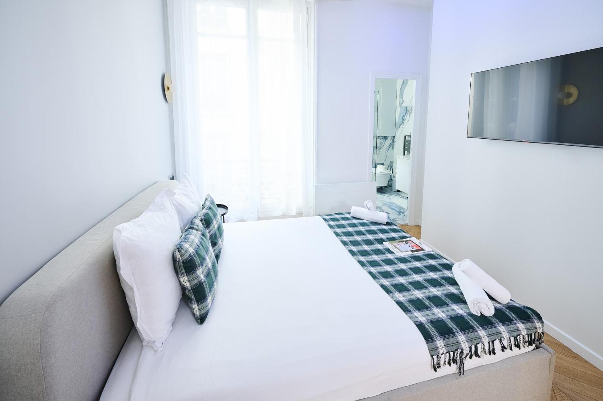 Champs Elysees!Montaigne, New Luxurious 6Pers Flat Paris Exterior foto